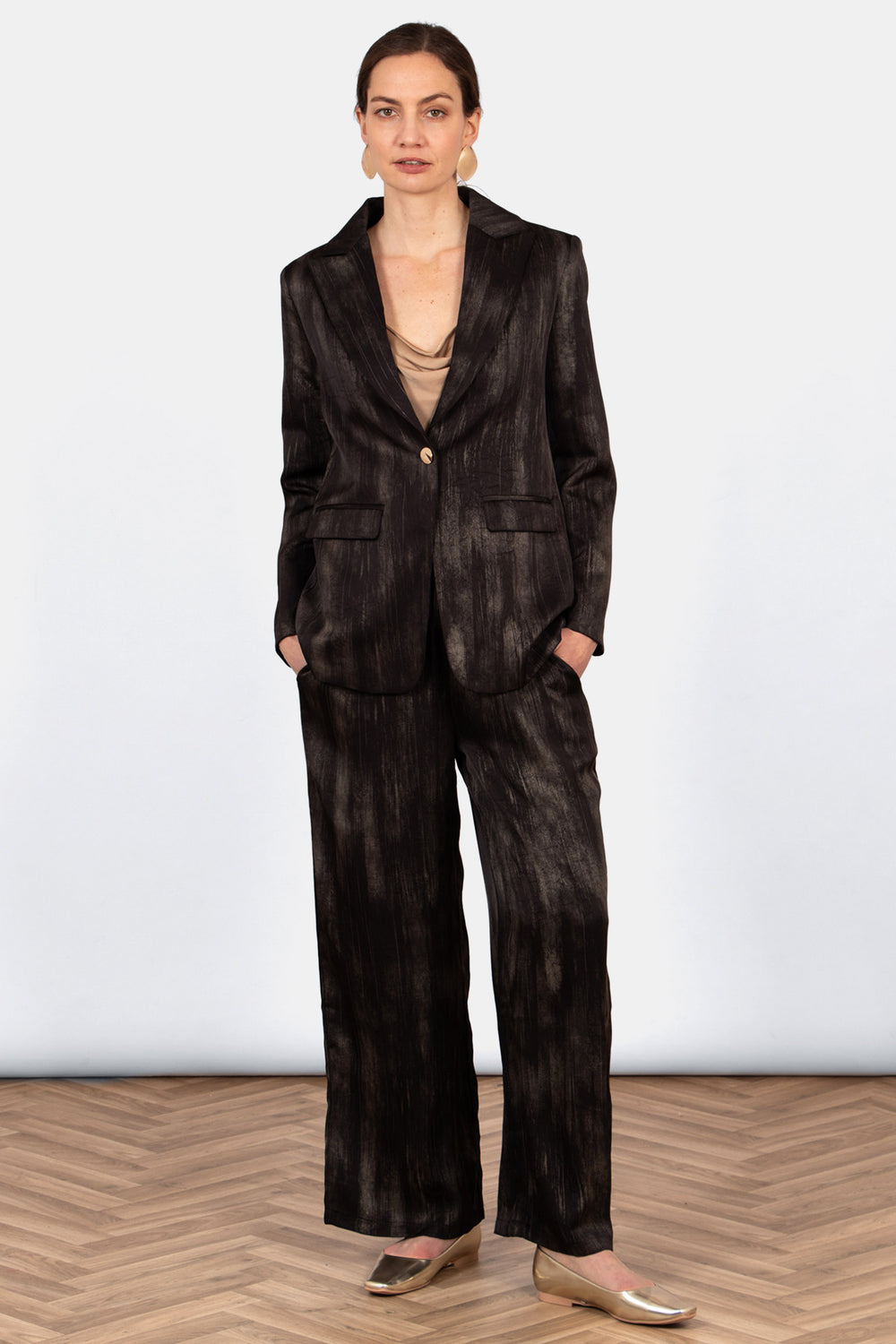 carter-wide-leg-trousers-black-gold-metallic-brushstroke-paired-with-matching-jacket