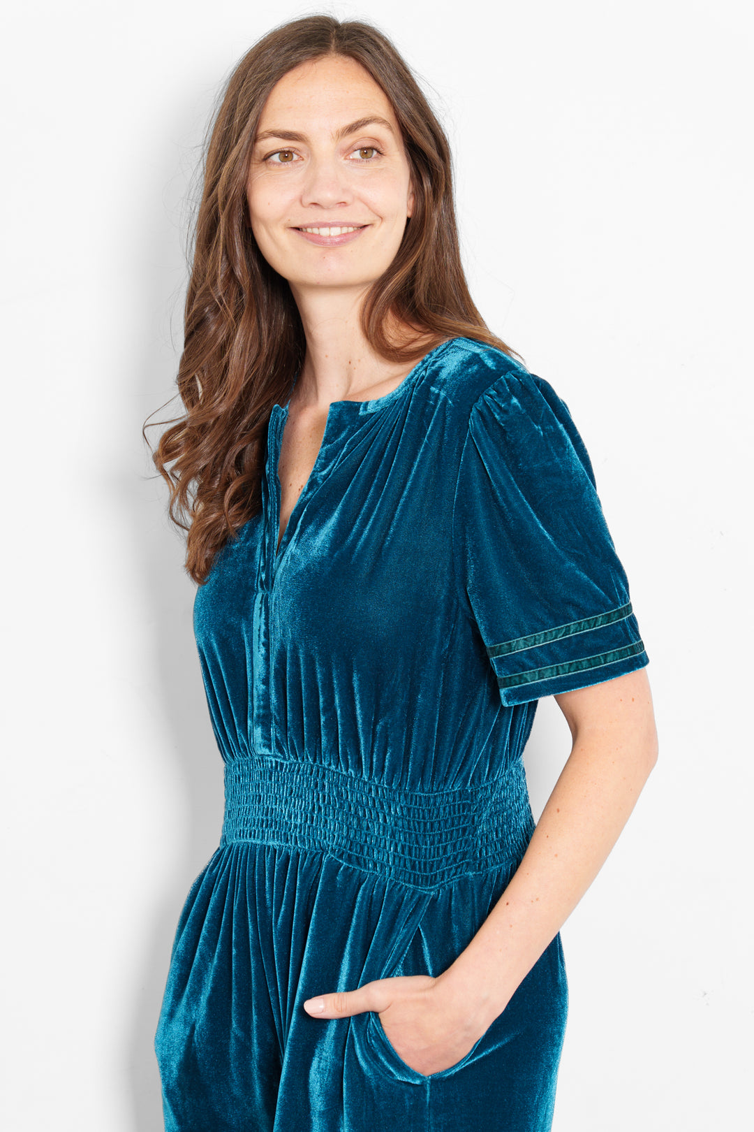 lydia-v-neck-jumpsuit-teal-velvet-close-up-pockets
