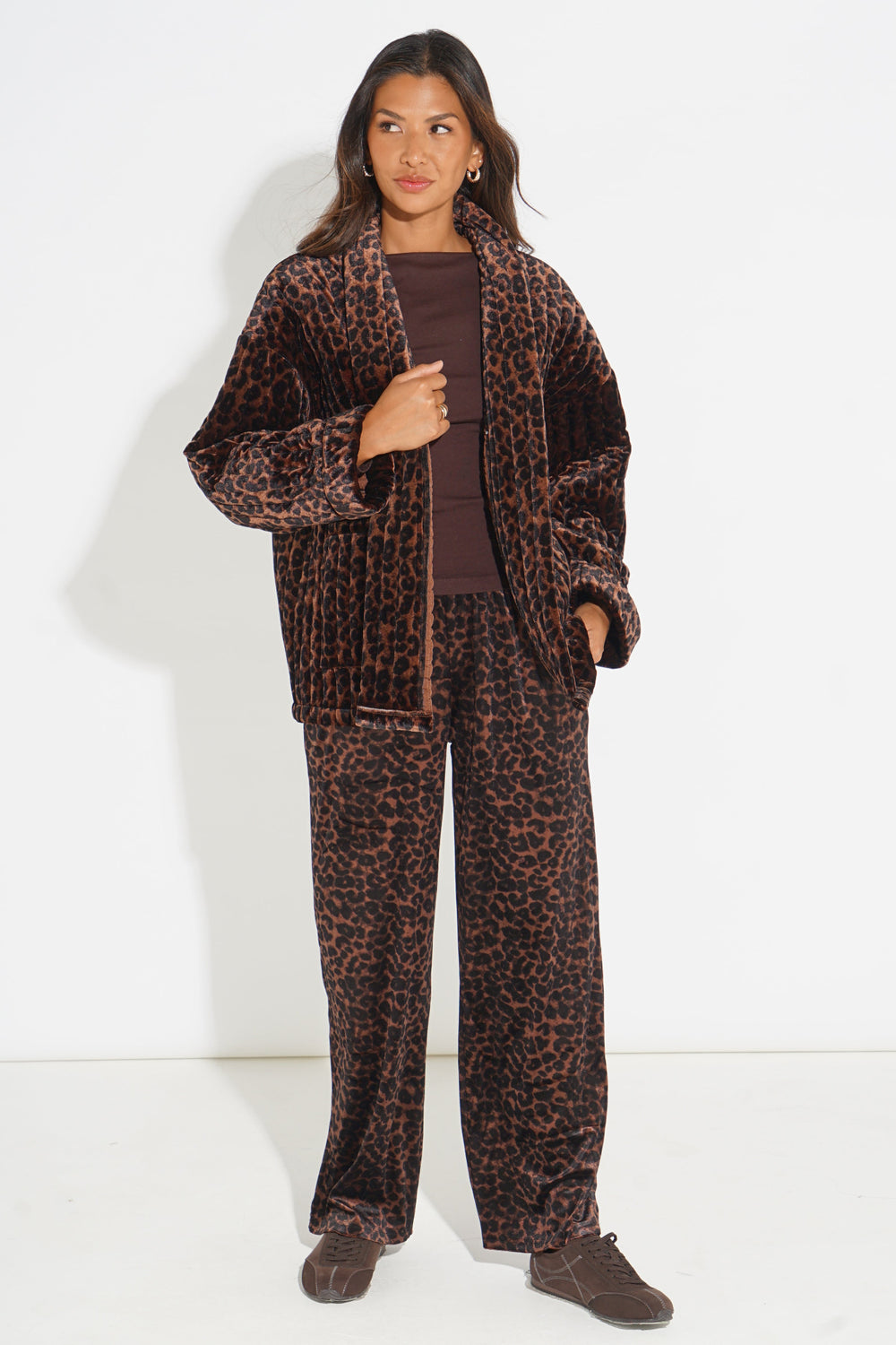 Velvet-Leopard-Print-Kimono-Jacket-in-Brown