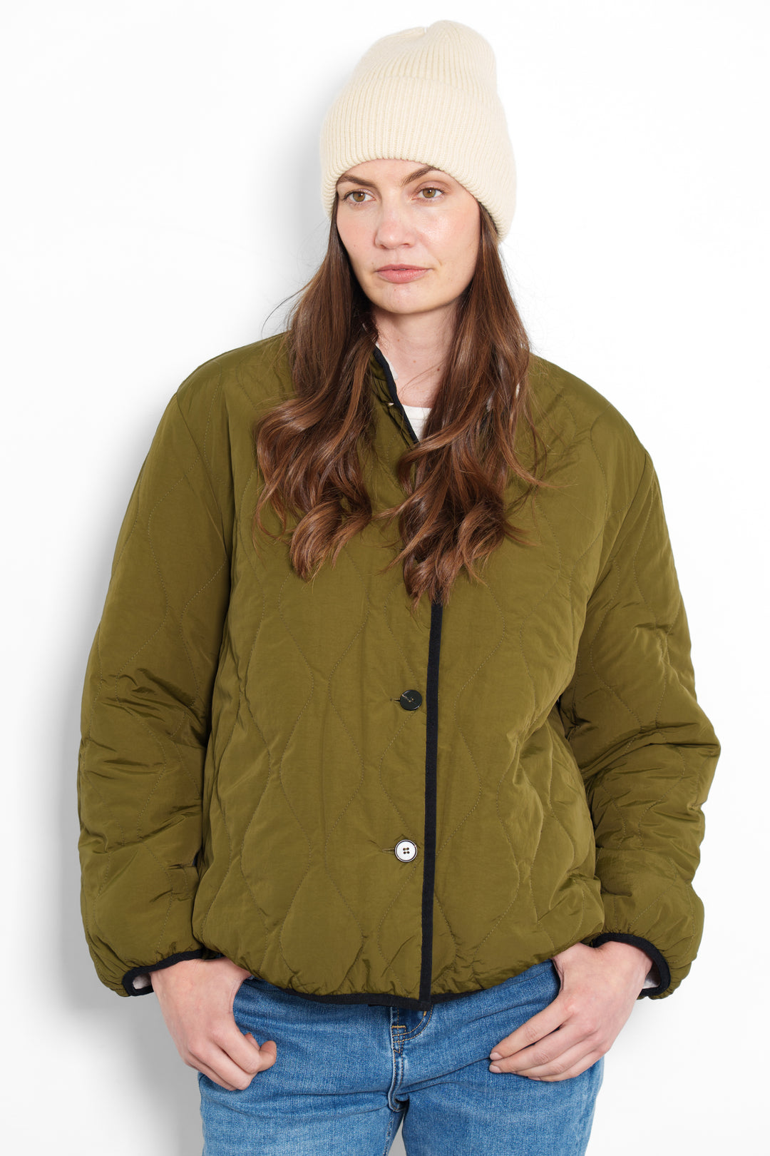 connie-reversible-jacket-khaki-cream-borg-padded-shell-model-front