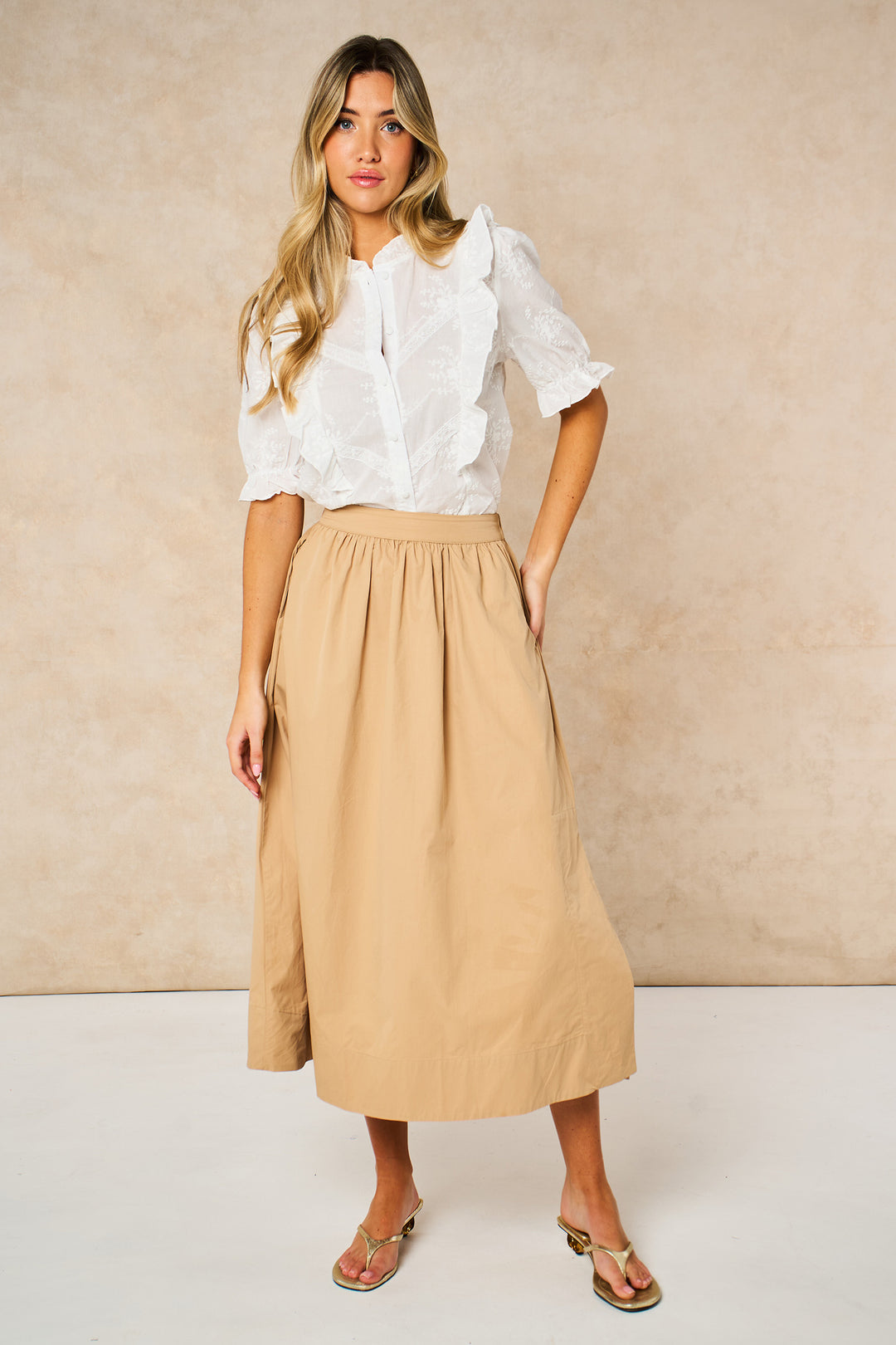 Cotton-Midaxi-Skirt-in-Beige-styled