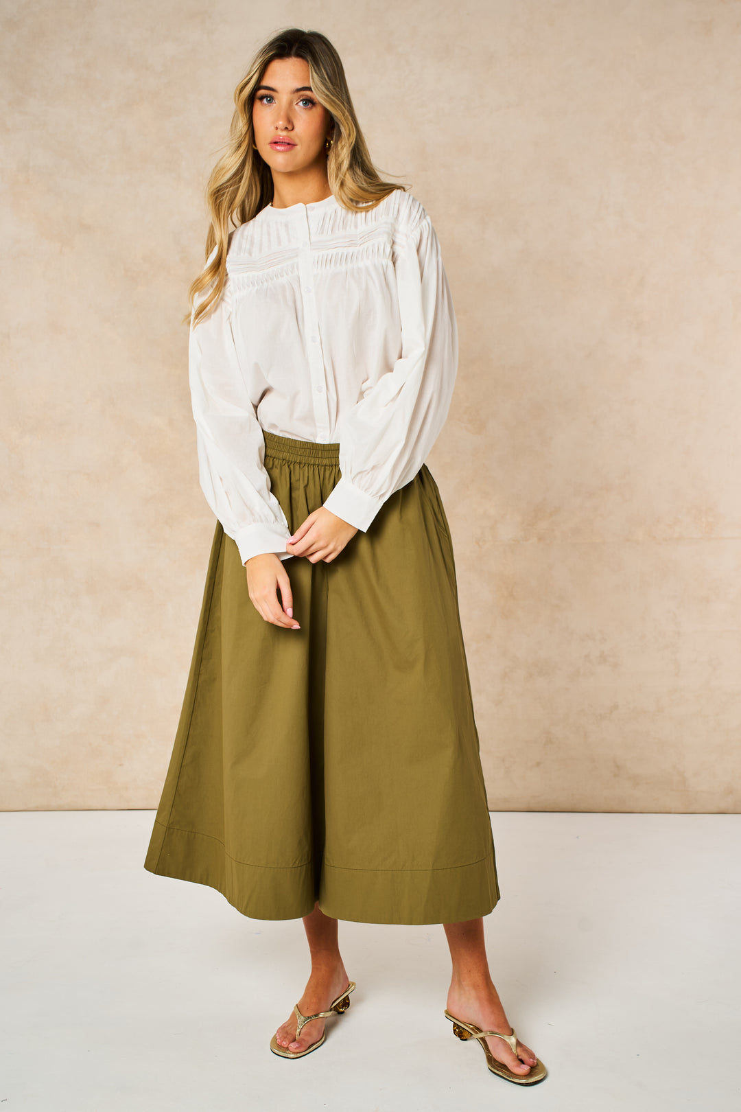 libby-long-sleeve-button-down-cotton-shirt-white-pleated