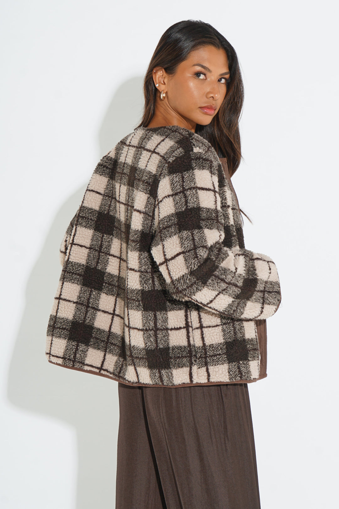 Traditional-Check-Reversible-Jacket-in-Brown