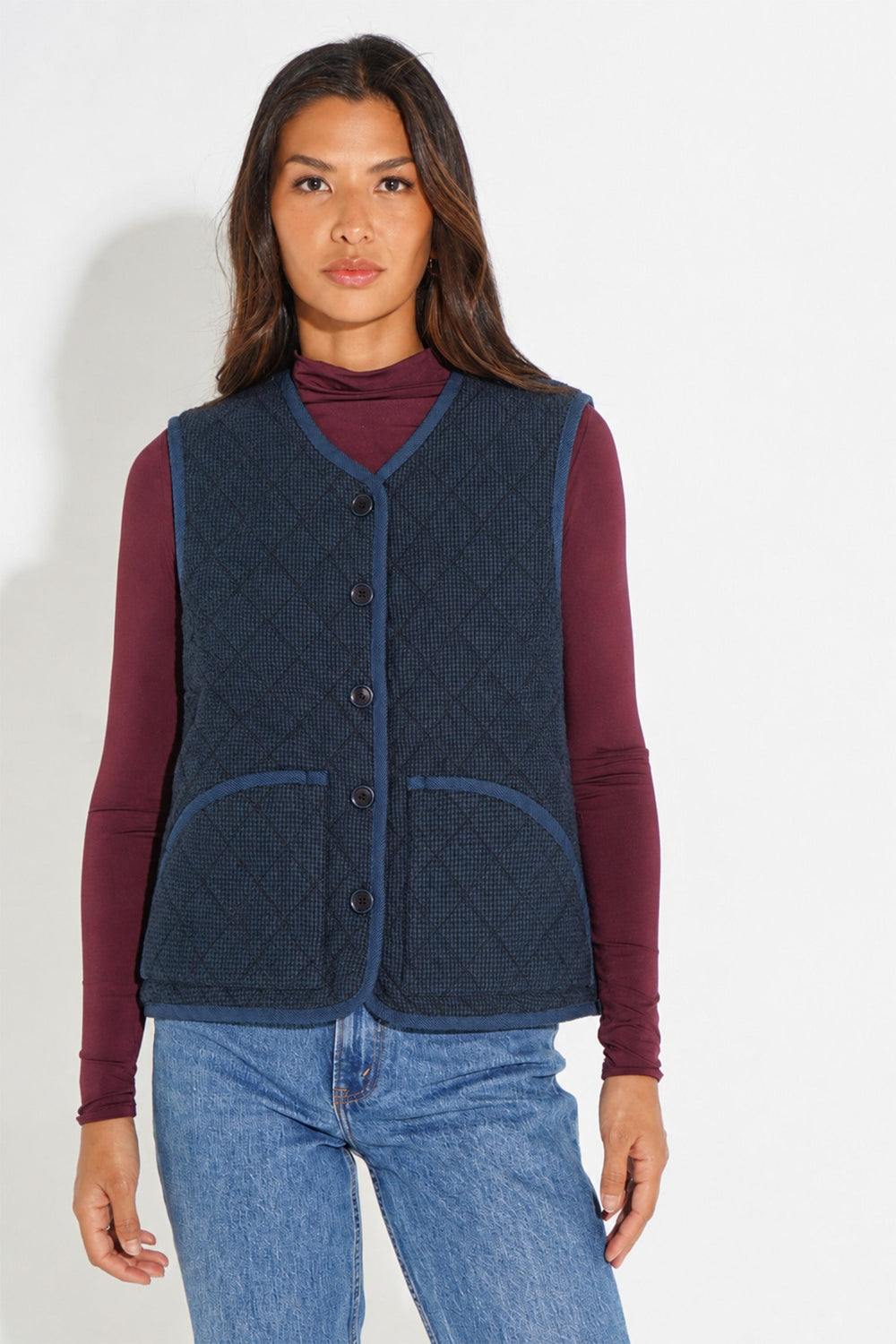 Checkered-Reversible-Gilet-in-Blue