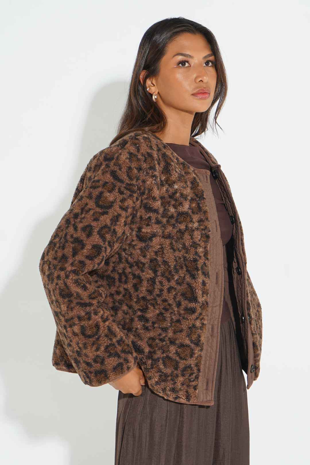 Leopard-Print-Reversible-Jacket-in-Brown
