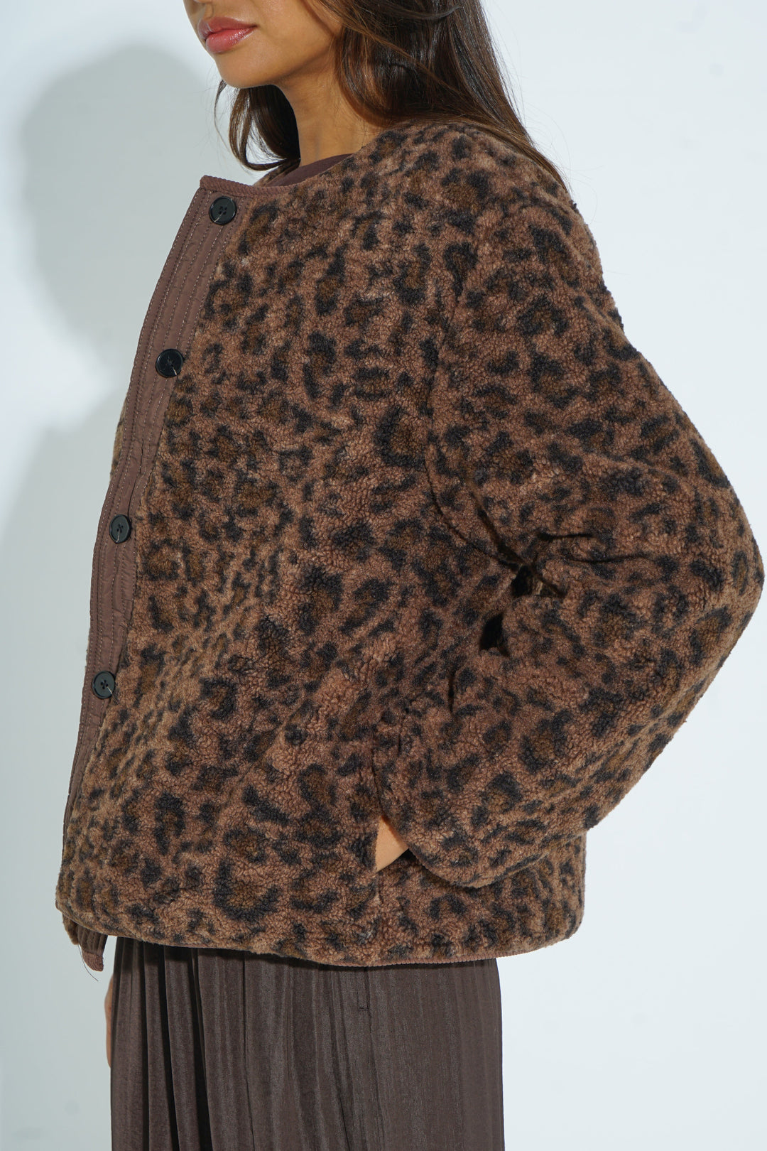 Leopard-Print-Reversible-Jacket-in-Brown