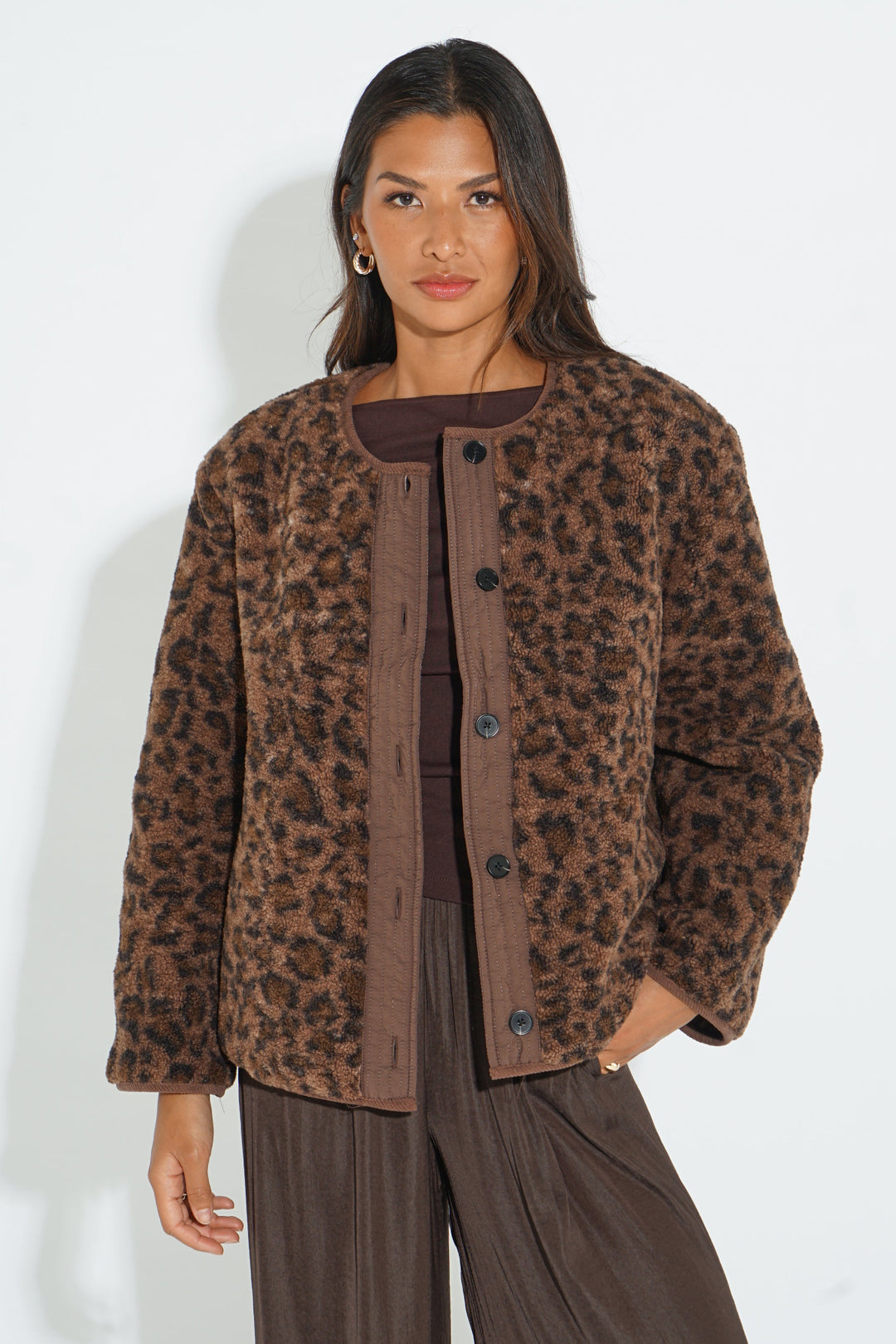 Leopard-Print-Reversible-Jacket-in-Brown