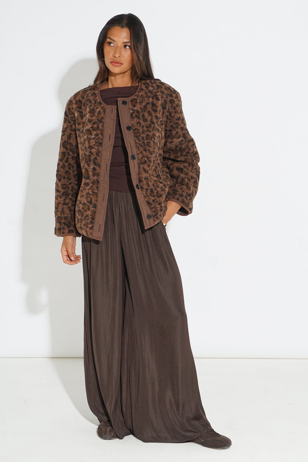 Leopard-Print-Reversible-Jacket-in-Brown