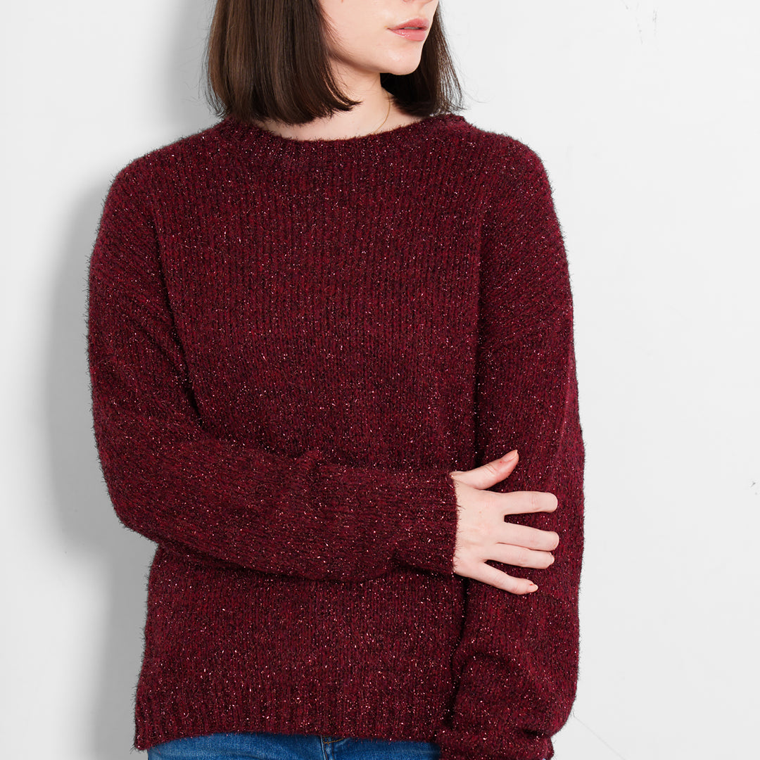 verity-wool-blend-jumper-berry-tinsel-close-up-fabric