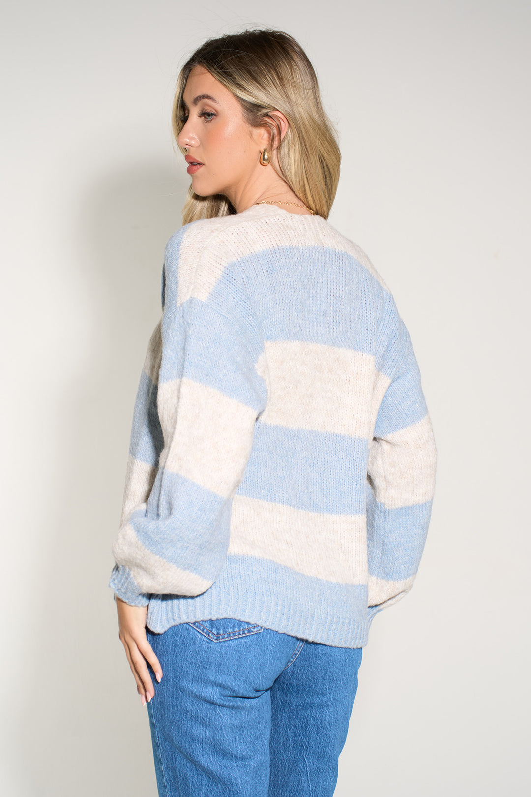 italian-wool-blend-large-2-tone-cardigan-in-denim-blue-cream-back