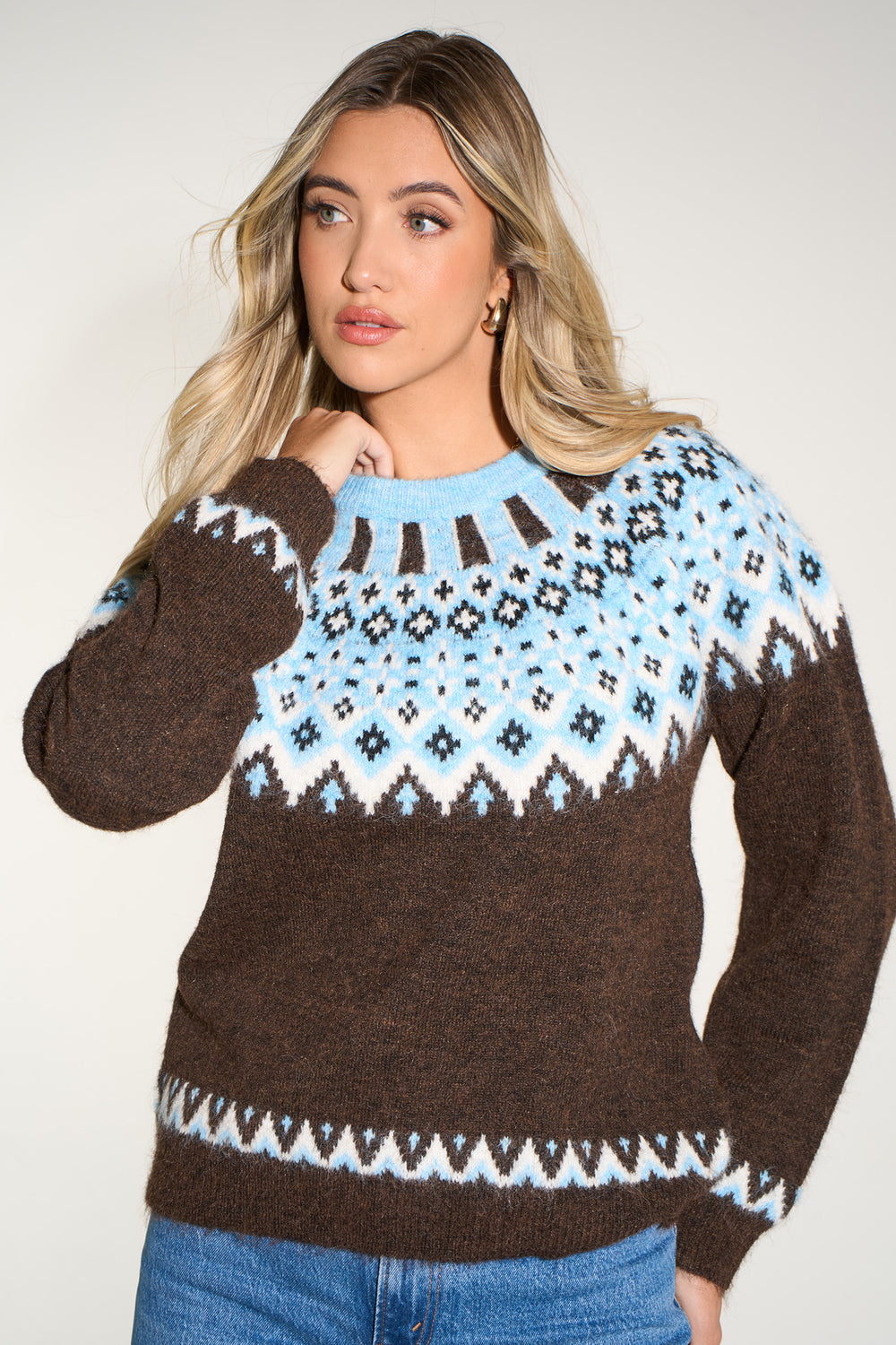 nordic-style-jumper-in-brown-blue-closeup-pattern