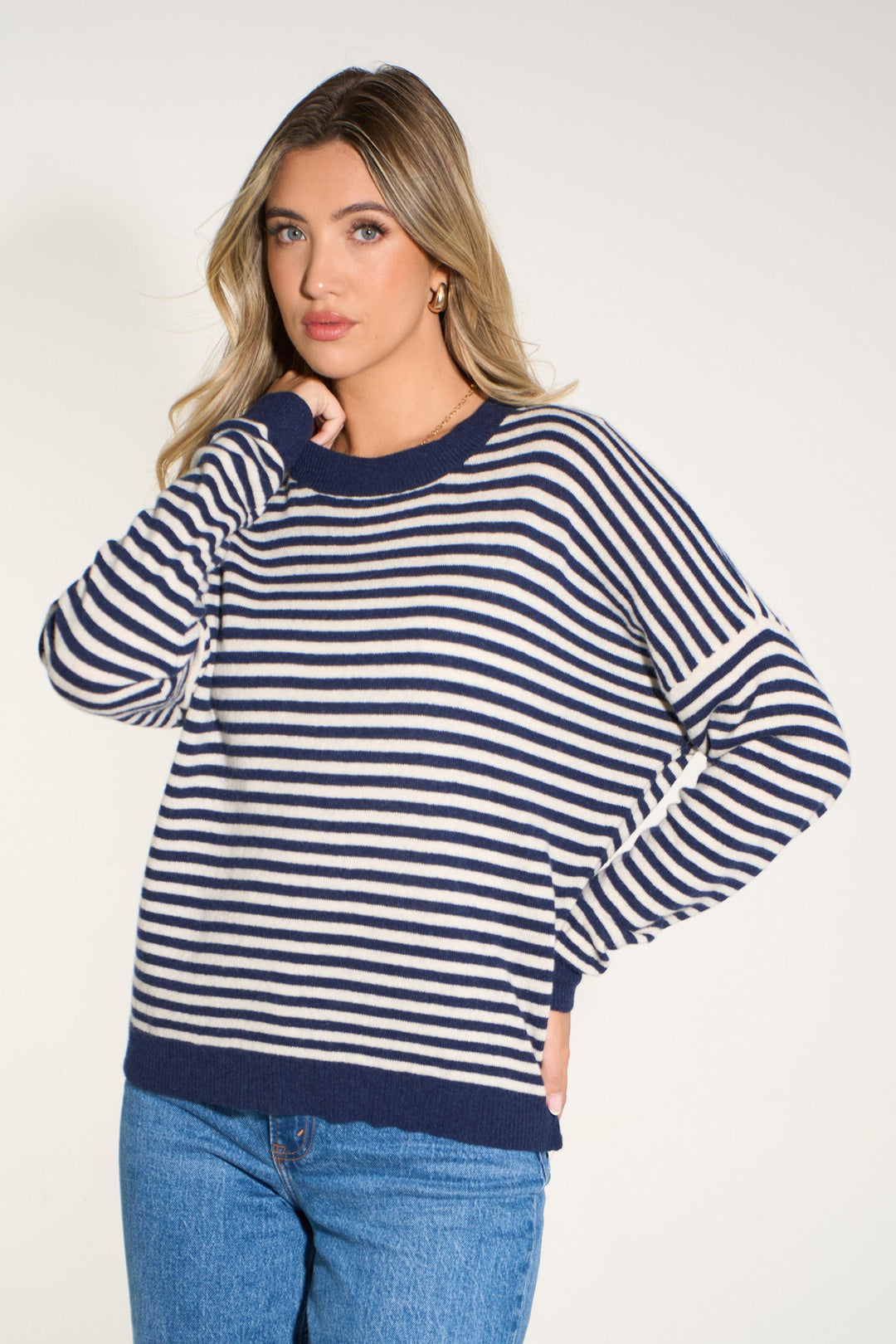 italian-cashmere-wool-blend-striped-jumper-in-navy-blue-cream-pattern