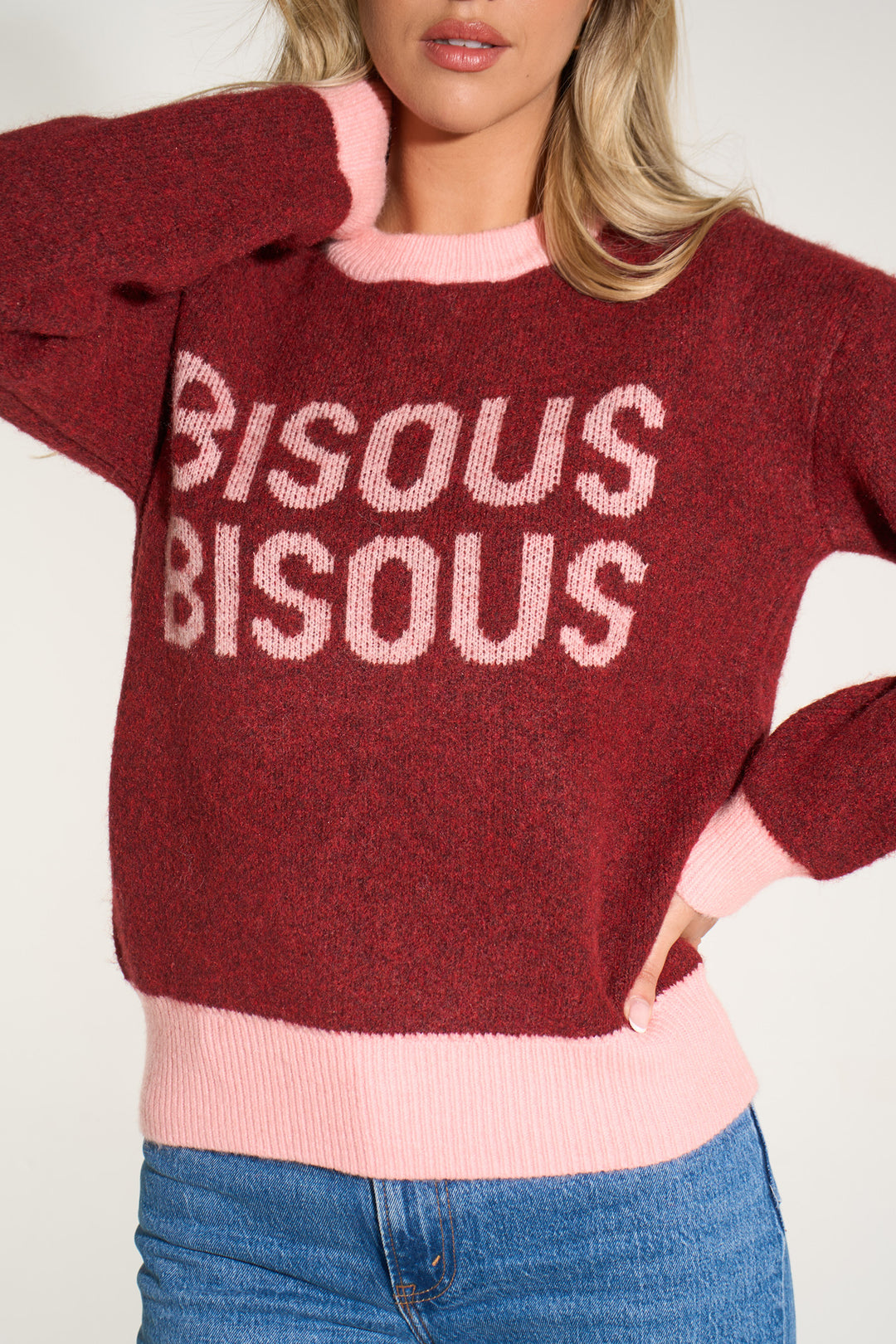 bisous-bisous-jumper-in-pink-berry-closeup