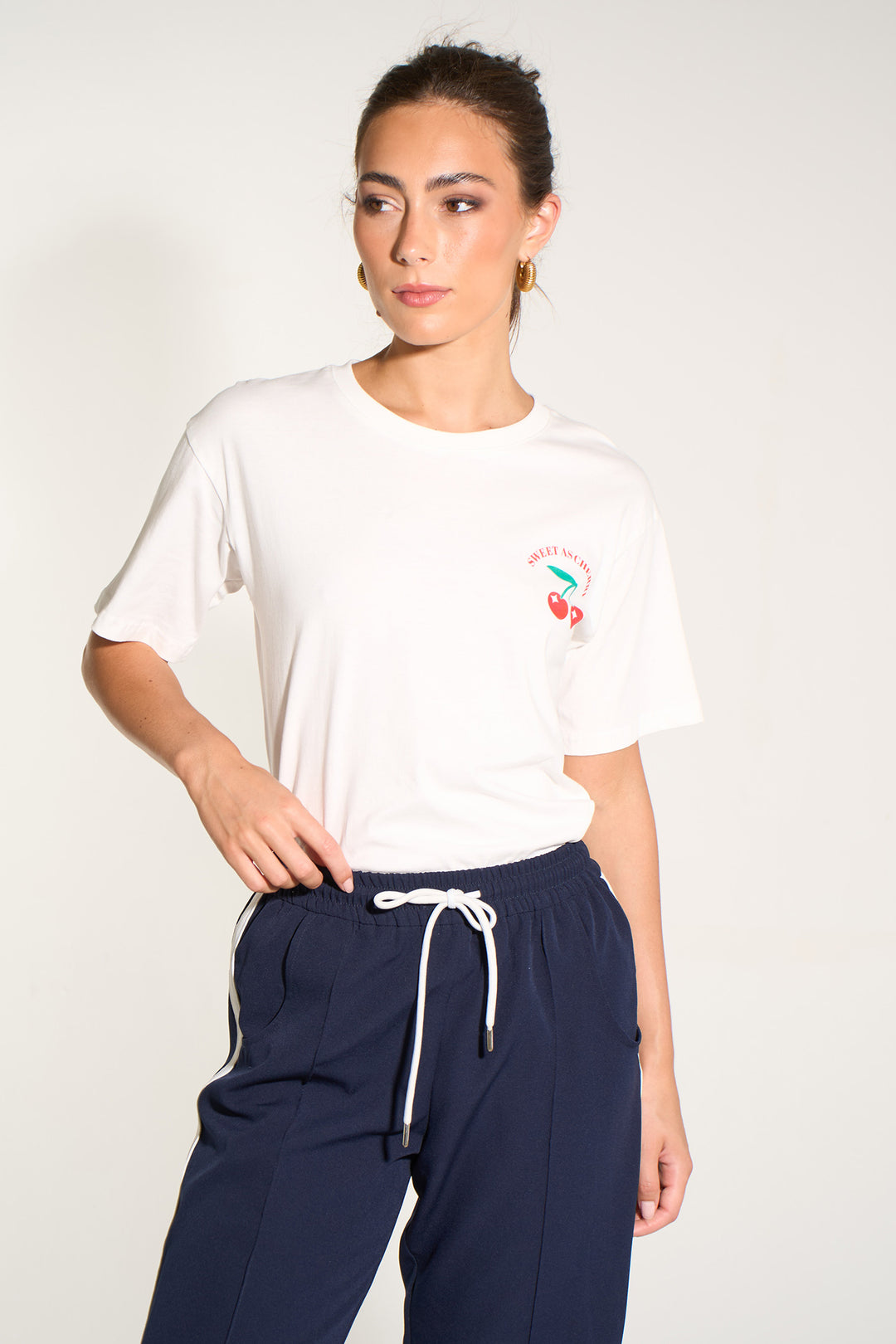sweet-cherries-short-sleeve-cotton-t-shirt-in-white-styled-casual