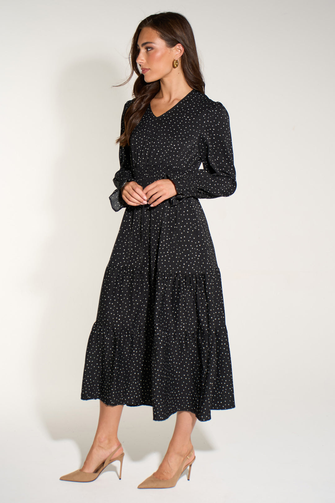 Silk-Feel-Heart-Print-V-Neck-Tiered-Dress-in-Black
