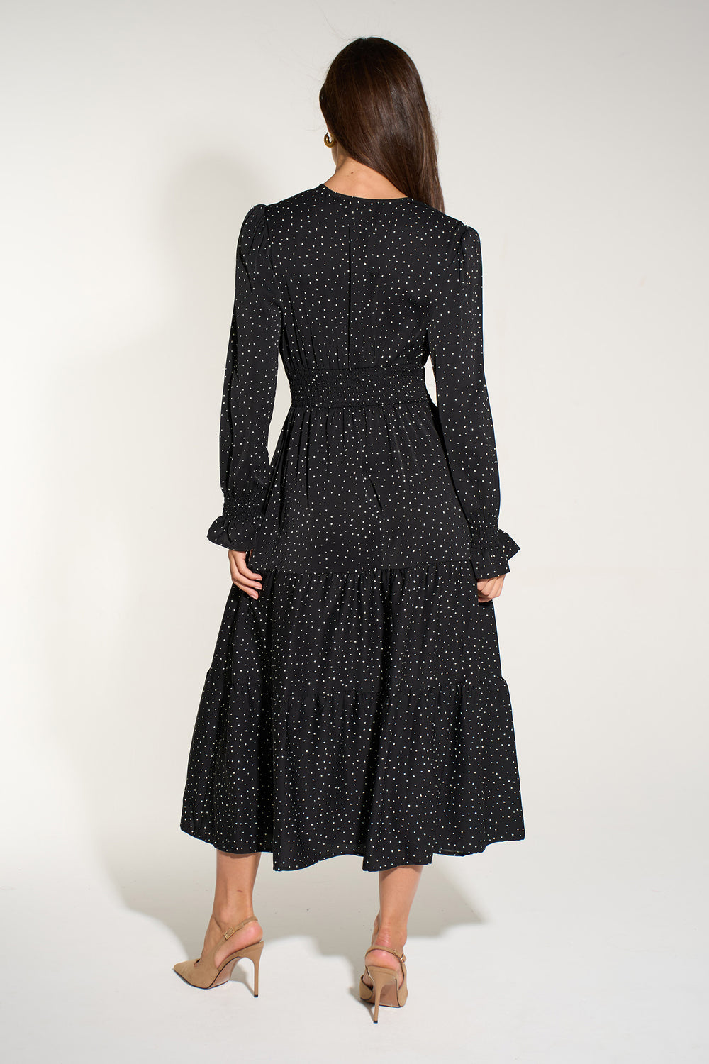 Silk-Feel-Heart-Print-V-Neck-Tiered-Dress-in-Black