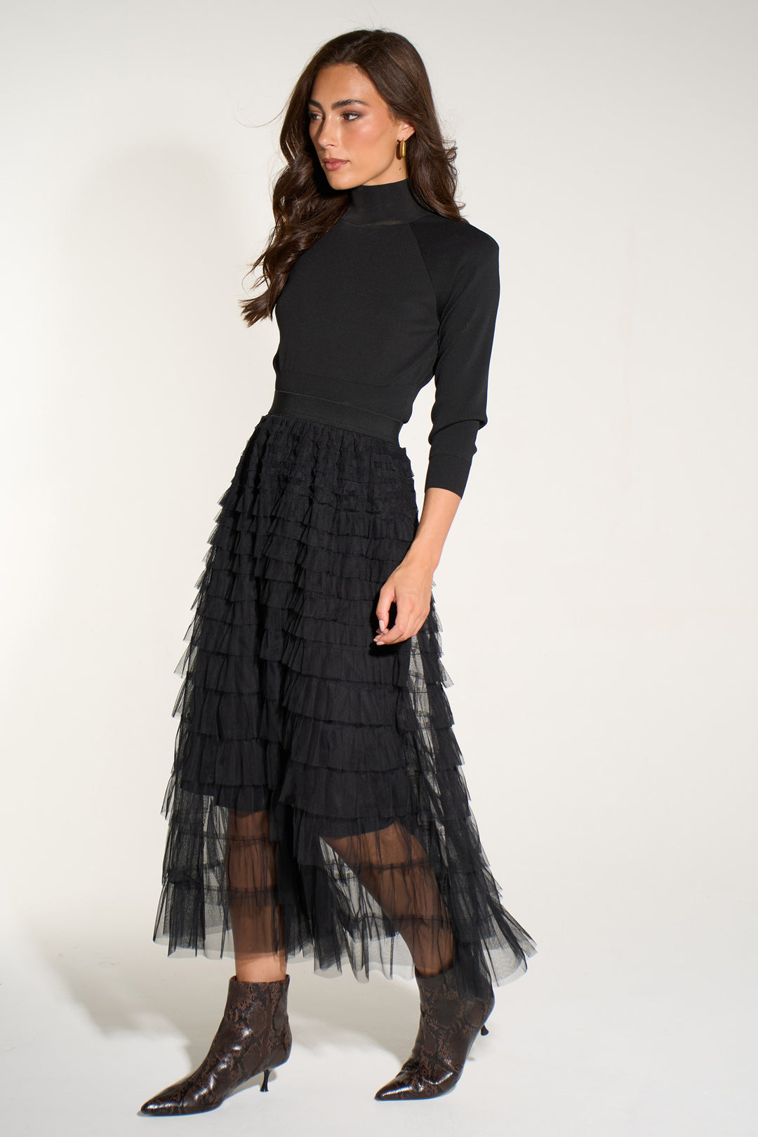 Plain-Cake-Tulle-Maxi-Skirt-in-Black
