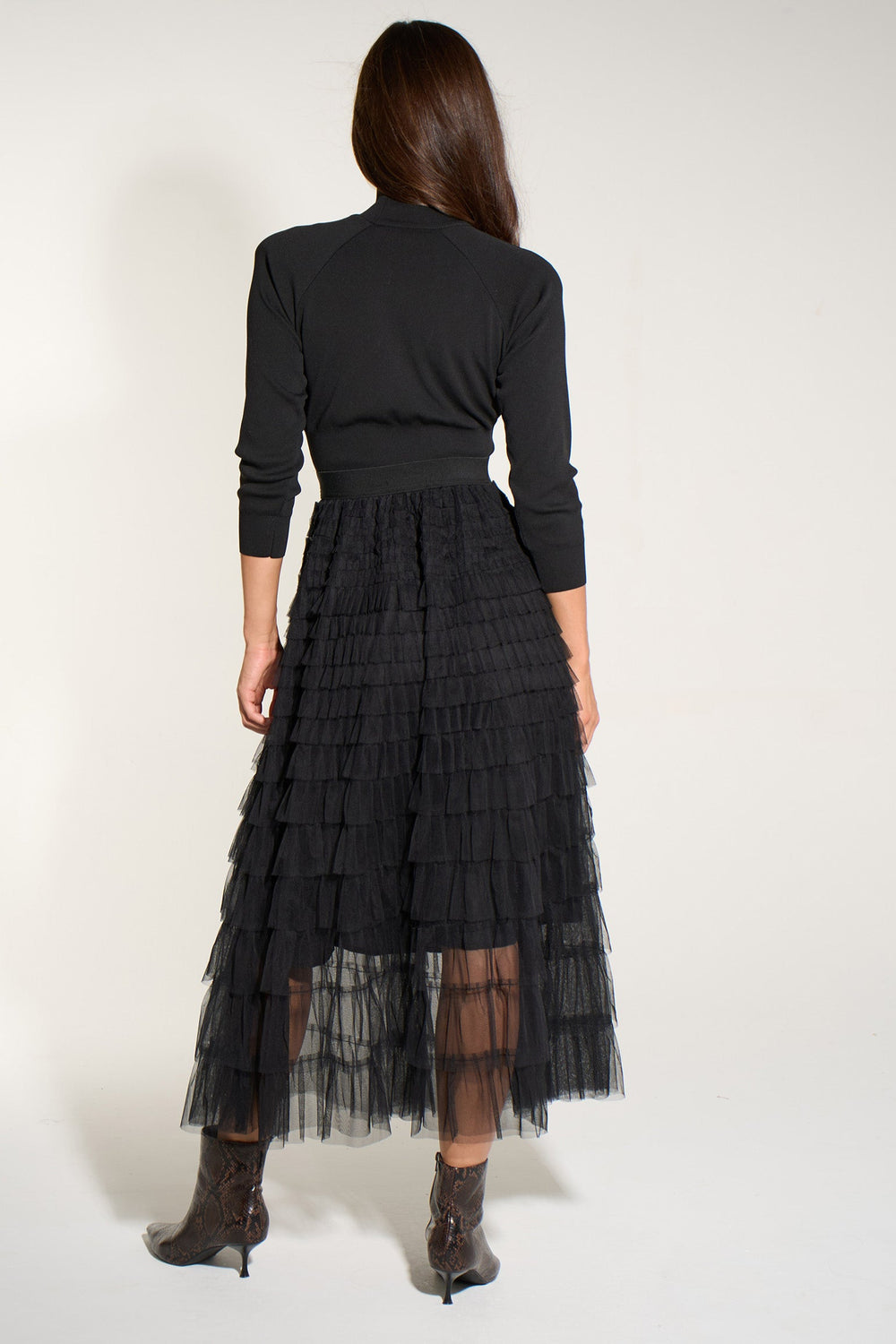 Plain-Cake-Tulle-Maxi-Skirt-in-Black