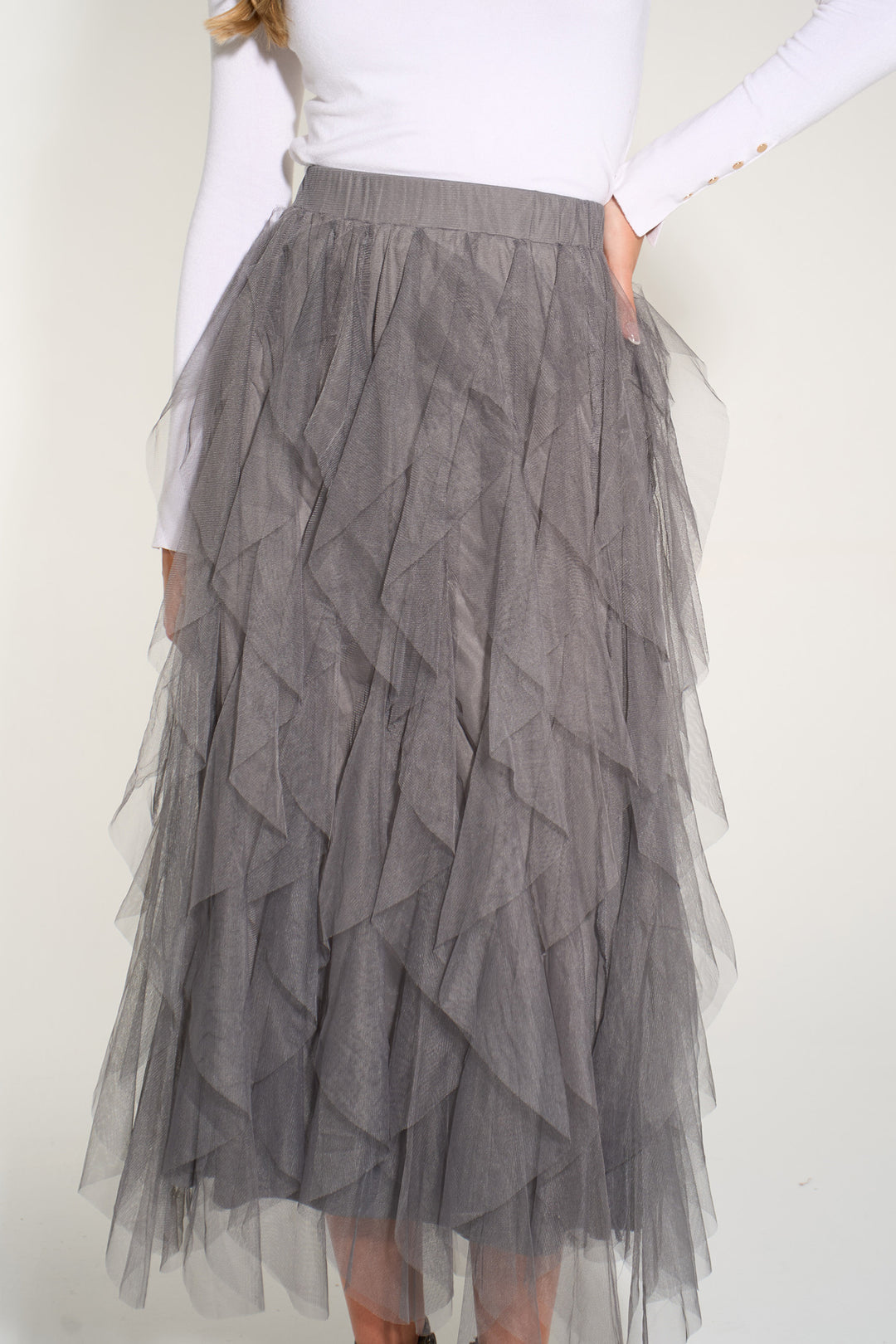 Plain-Layered-Tulle-Maxi-Skirt-in-Dark-Grey