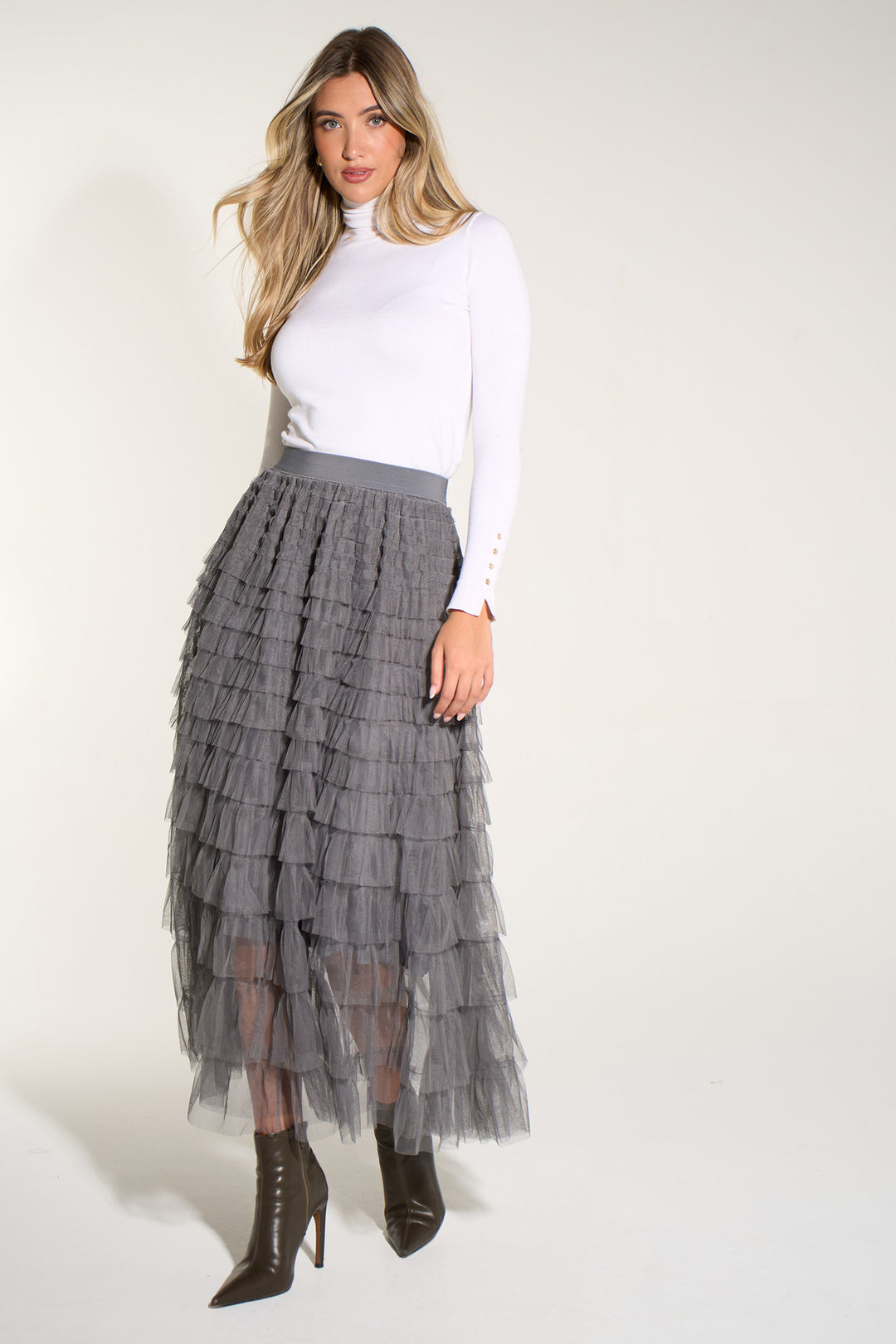 Plain-Cake-Tulle-Maxi-Skirt-in-Dark-Grey