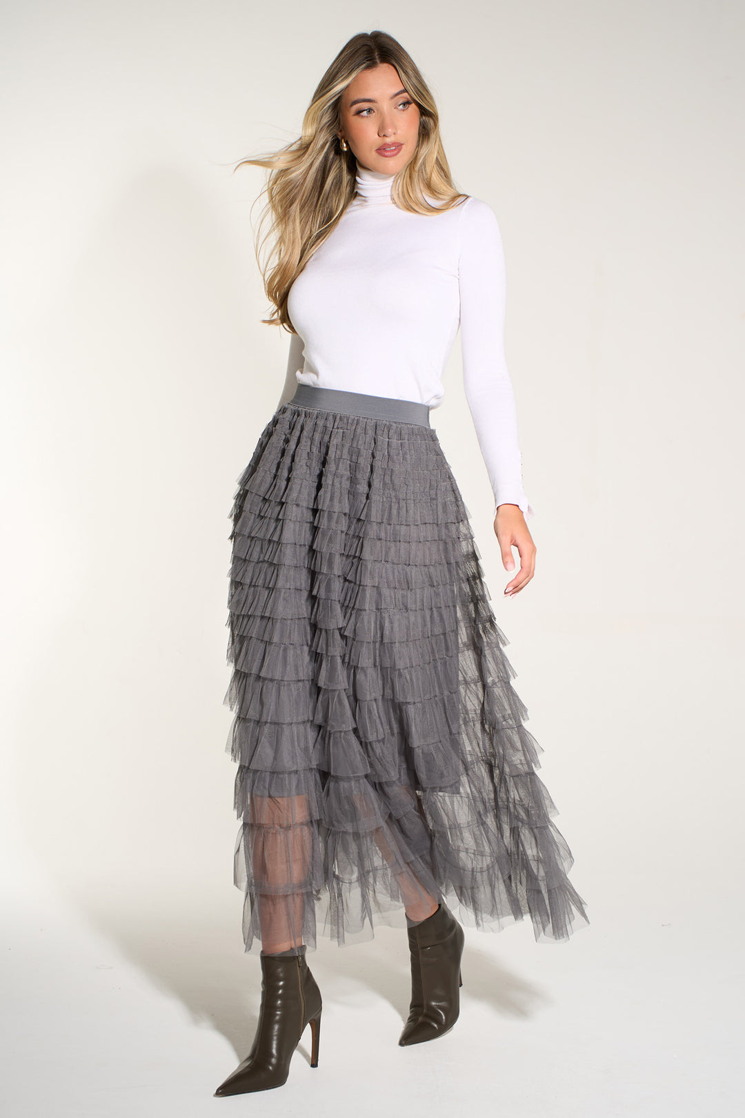 Plain-Cake-Tulle-Maxi-Skirt-in-Dark-Grey