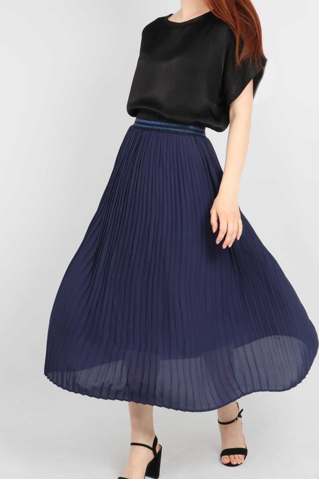 Pleated Midi Skirt with Glitter Waistband in Navy Blue